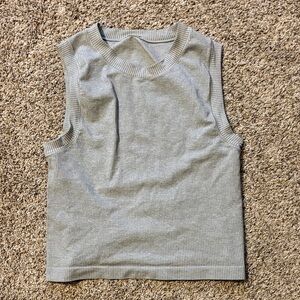 Athleta Renew Seamless Muscle Tank Women’s Gray - Size Large